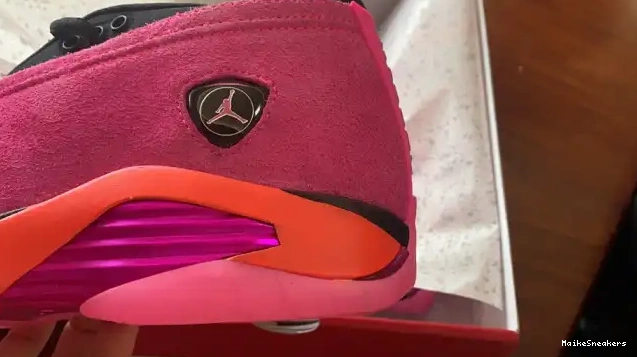 MaikeSneakers Jordan Low Shocking DH4121-600 (W) Pink Retro 14 0502